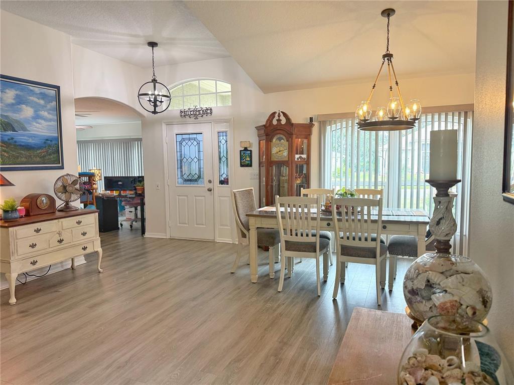 5090 INDIAN OCEAN LOOP, TAVARES, FL — photo 2 of 30
