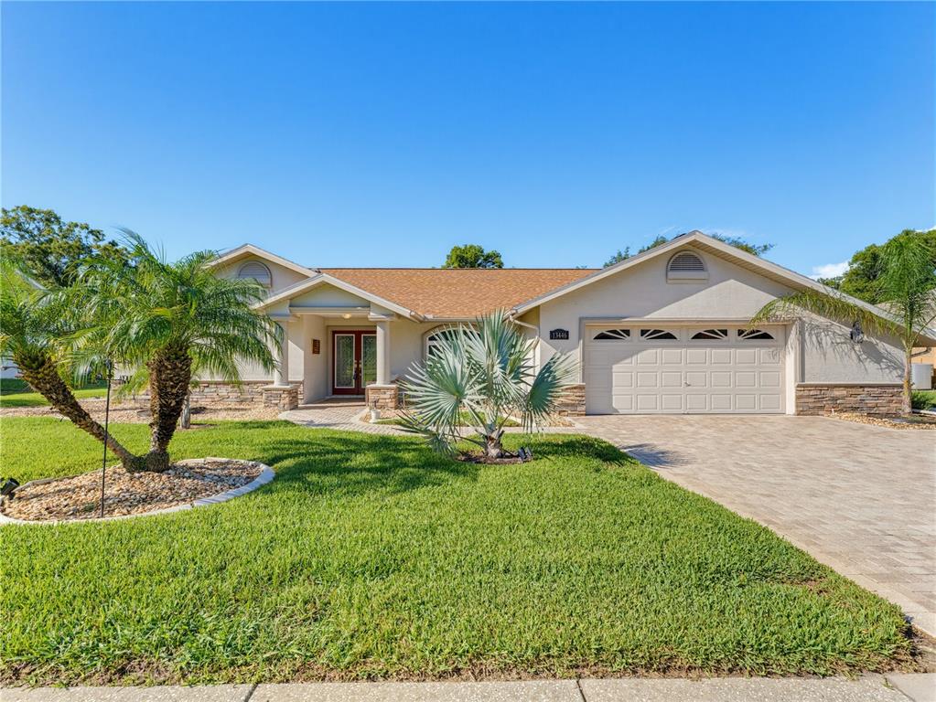 13446 NEWCASTLE AVE, SPRING HILL, FL — photo 2 of 30
