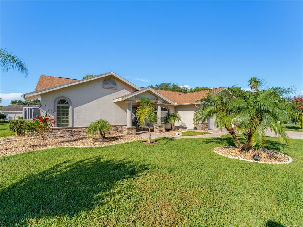 13446 NEWCASTLE AVE, SPRING HILL, FL — photo 3 of 30