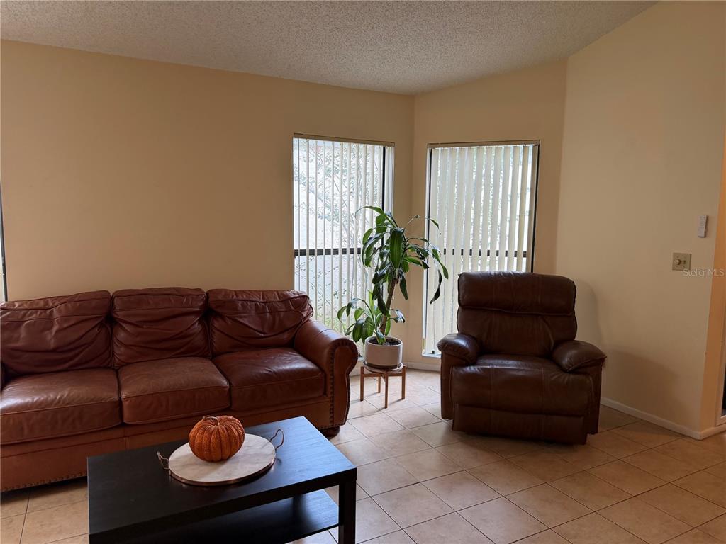 13811 LAZY OAK DRIVE UNIT 21, TAMPA, FL — photo 5 of 30
