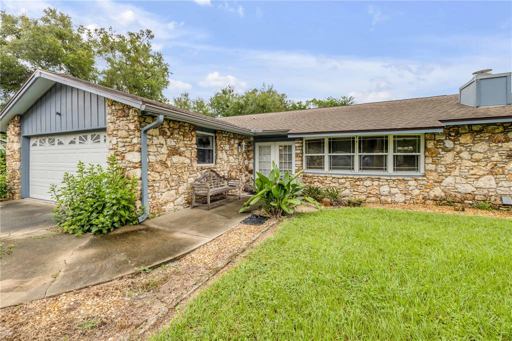 253 GRAND AVENUE, DELAND, FL — photo 3 of 23