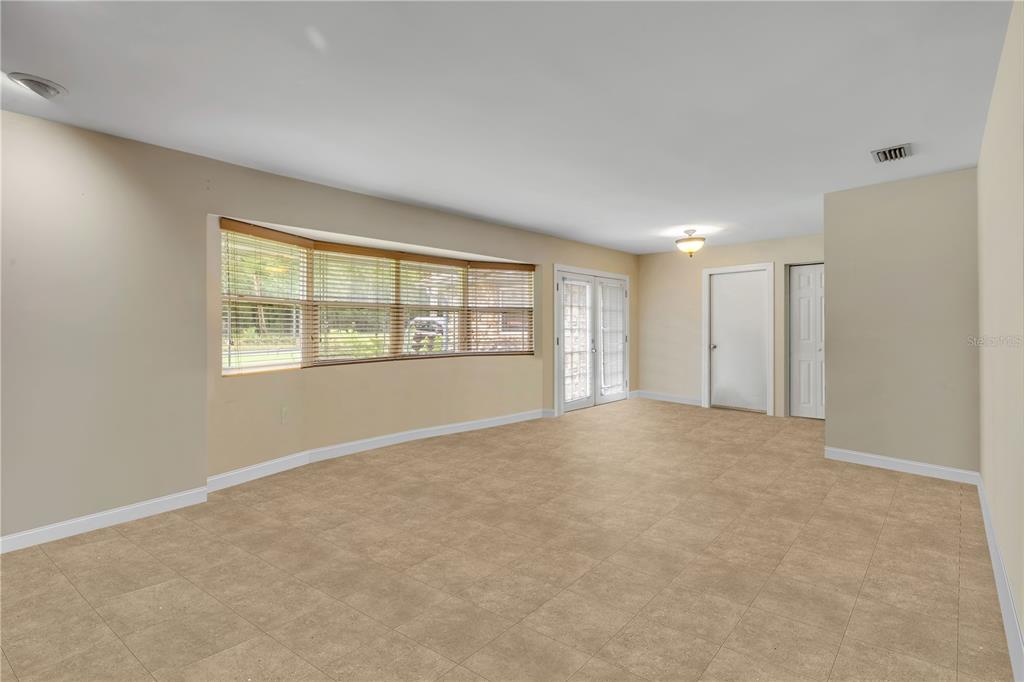 253 GRAND AVENUE, DELAND, FL — photo 5 of 23