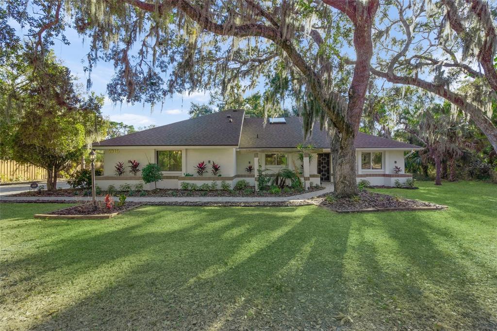 4916 HIDDEN OAKS TRAIL