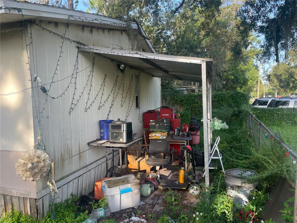 2424 CRESAP STREET