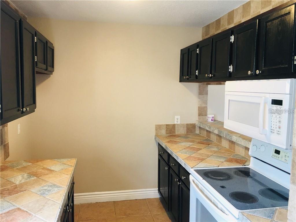 442 HEMLOCK STREET, ALTAMONTE SPRINGS, FL — photo 5 of 13