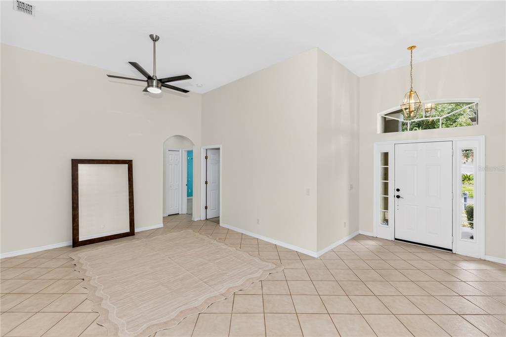 330 LAKE AMBERLEIGH DRIVE, WINTER GARDEN, FL — photo 4 of 30