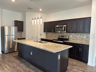 16119 FLORETS DRIVE, GROVELAND, FL — photo 5 of 22