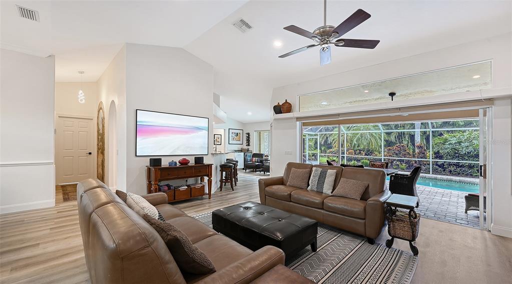 5220 SUNNYDALE CIRCLE S, SARASOTA, FL — photo 4 of 30