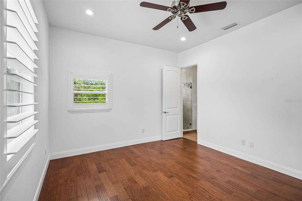 3206 W PRICE AVENUE, TAMPA, FL — photo 5 of 30