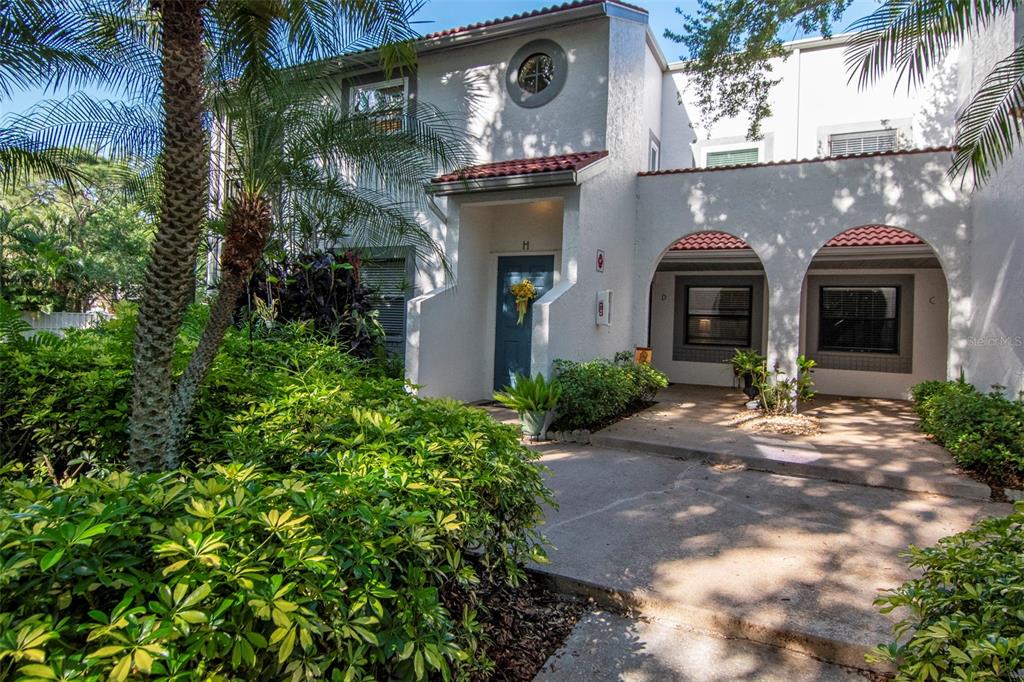 484 SANTA CRUZ PLACE NE UNIT H