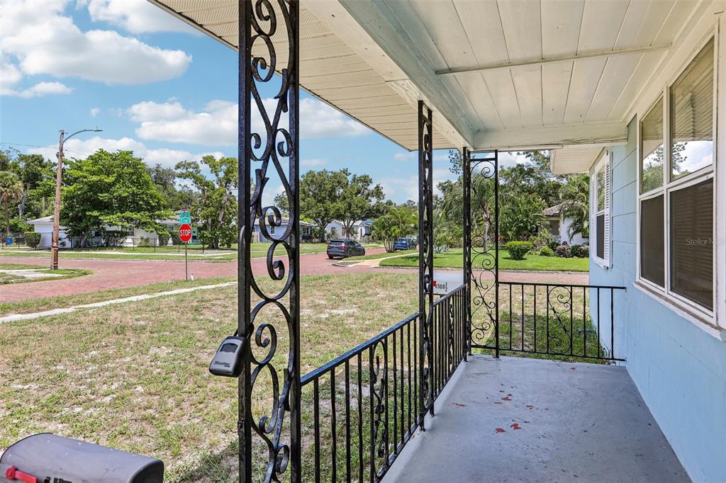 4500 3RD AVENUE S, ST PETERSBURG, FL — photo 3 of 30