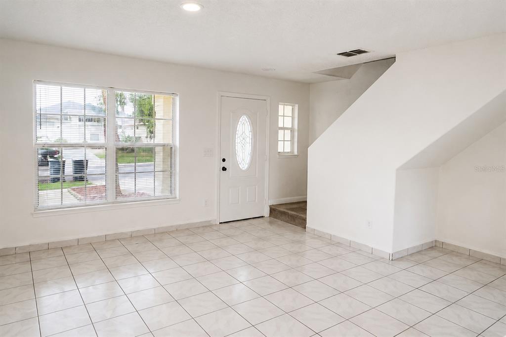 1143 TIMBERBEND CIRCLE, ORLANDO, FL — photo 2 of 25