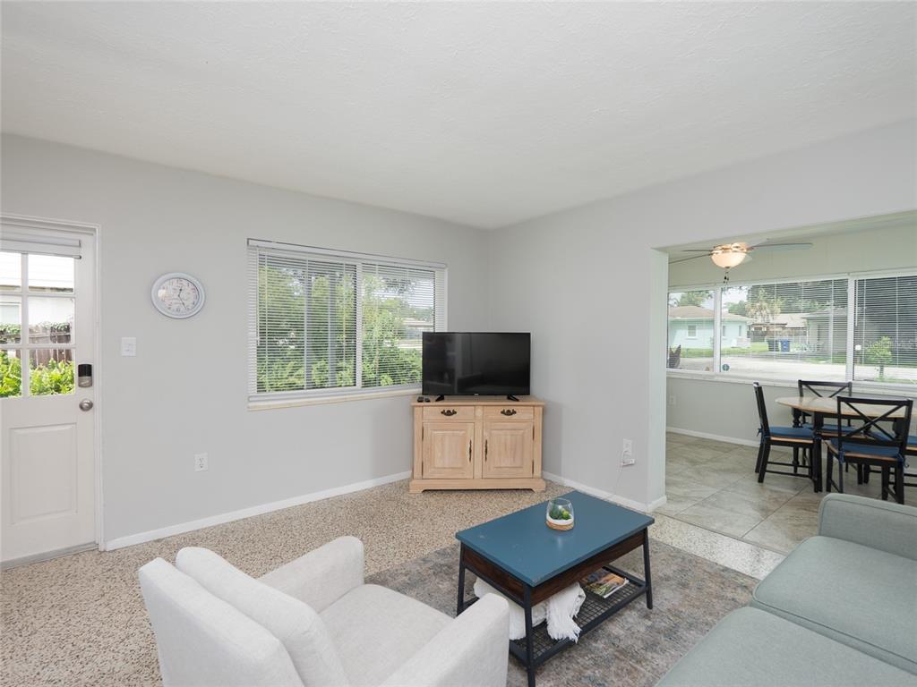 3314 NEW ENGLAND STREET, SARASOTA, FL — photo 4 of 30