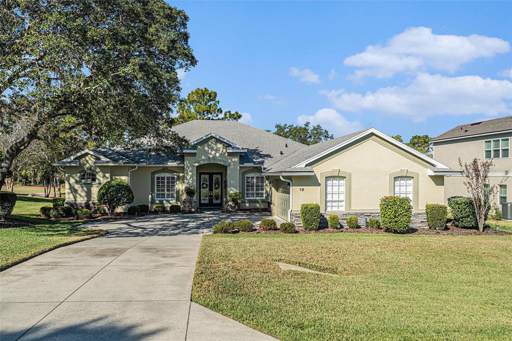 19 RYEWOOD CIRCLE