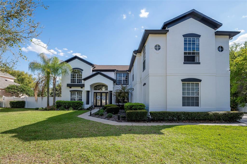 212 EXCALIBUR COURT