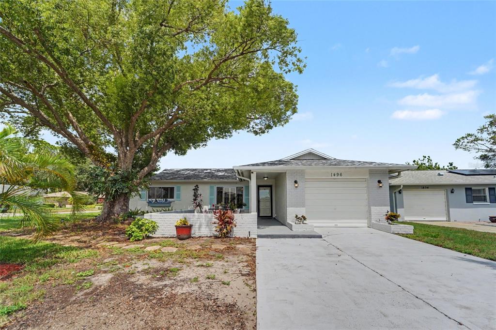 1496 QUEEN ANNE DRIVE