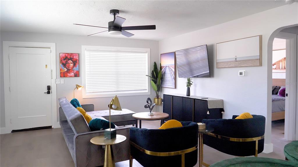 137 N HOLLYWOOD AVENUE UNIT 3, DAYTONA BEACH, FL — photo 4 of 30