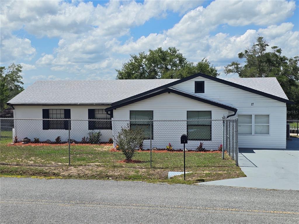 17 OAK LOOP