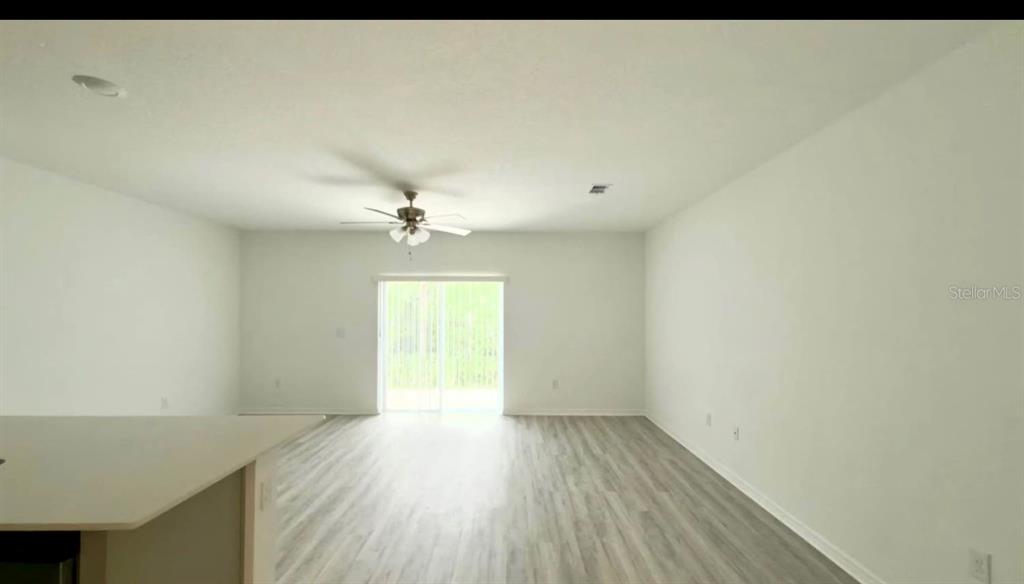 2947 CANARY AVENUE, DAVENPORT, FL — photo 2 of 19