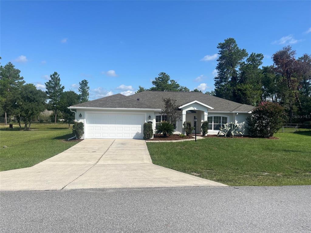 4949 SW 109TH LOOP