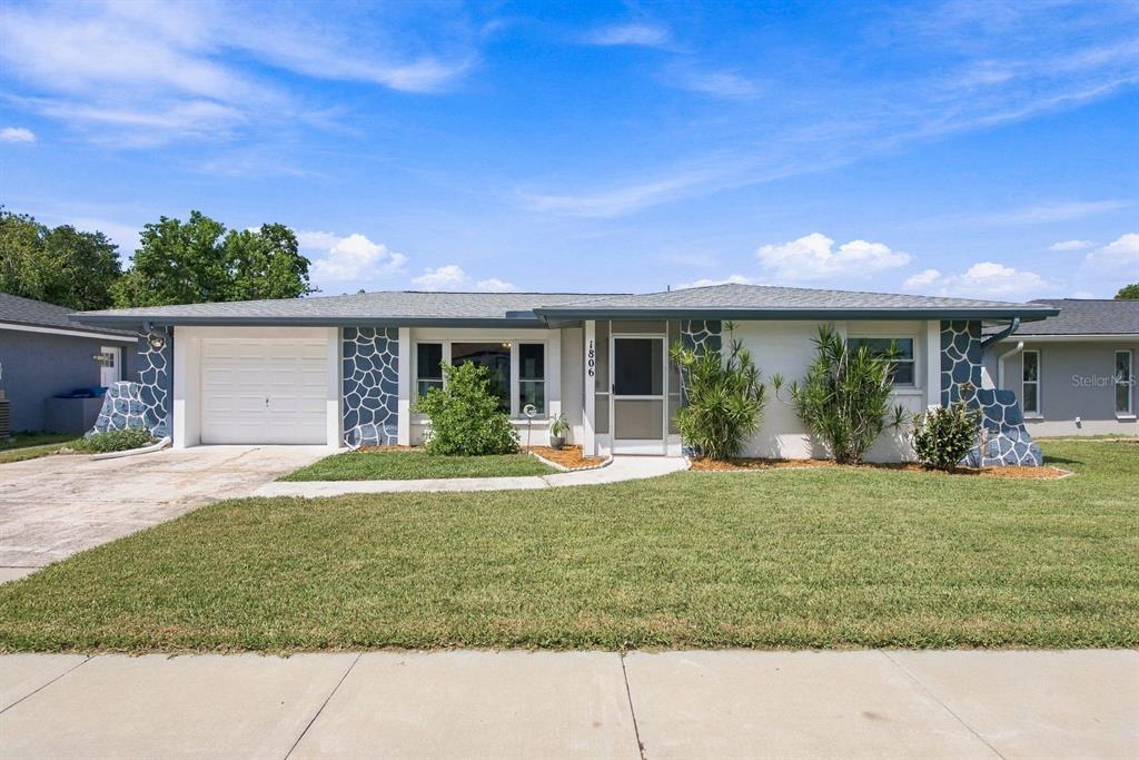 1806 DRIFTWOOD CIRCLE S, OLDSMAR, FL — photo 2 of 30