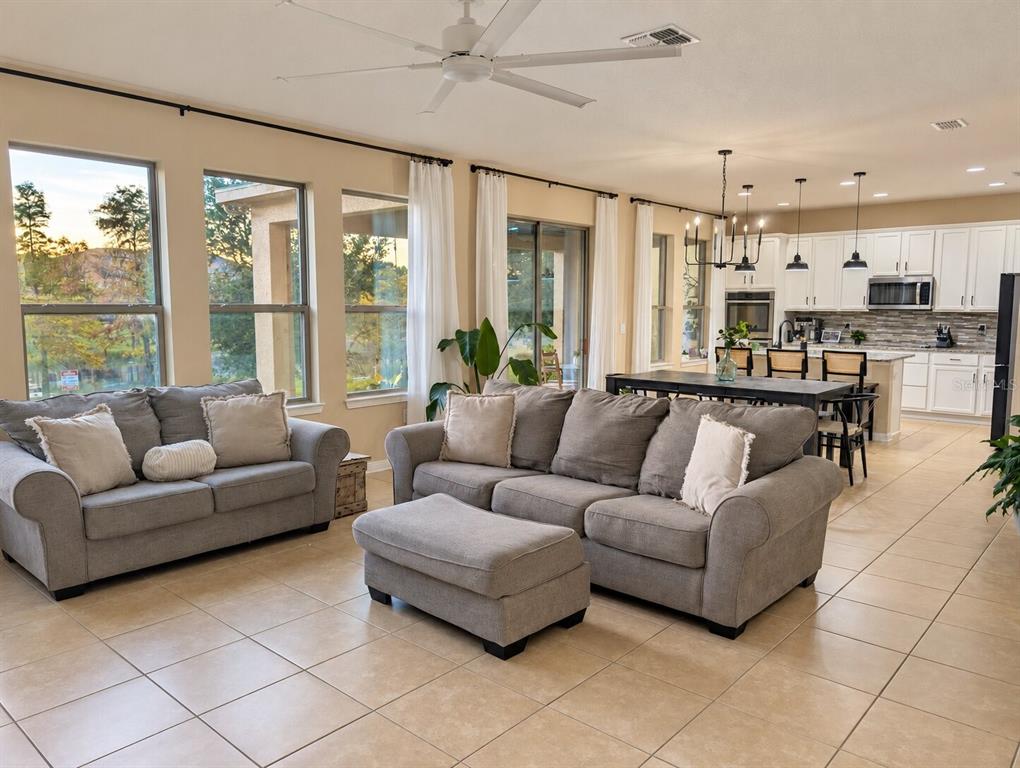 1119 FOUNTAIN COIN LOOP, ORLANDO, FL — photo 2 of 42