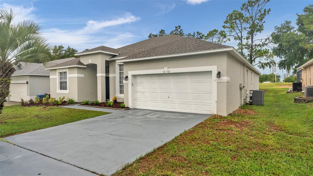 1612 FOREST HILLS LANE