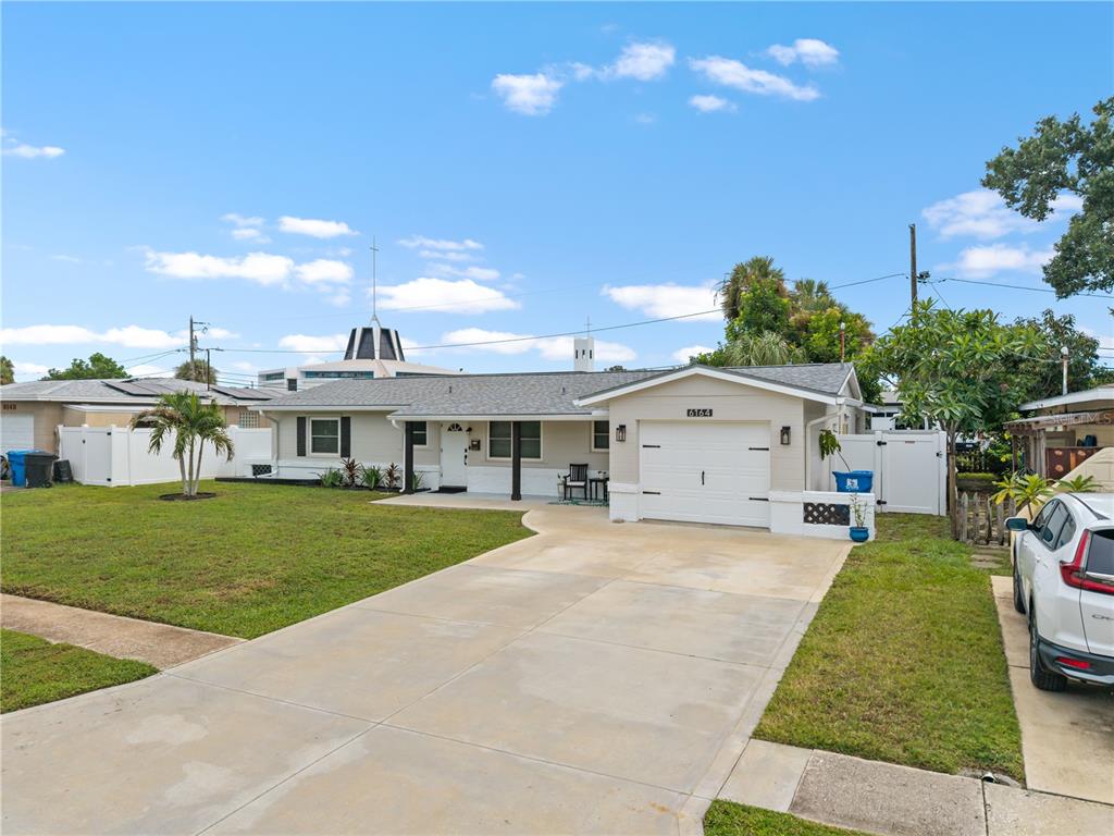 6164 23RD AVENUE N, ST PETERSBURG, FL — photo 3 of 37