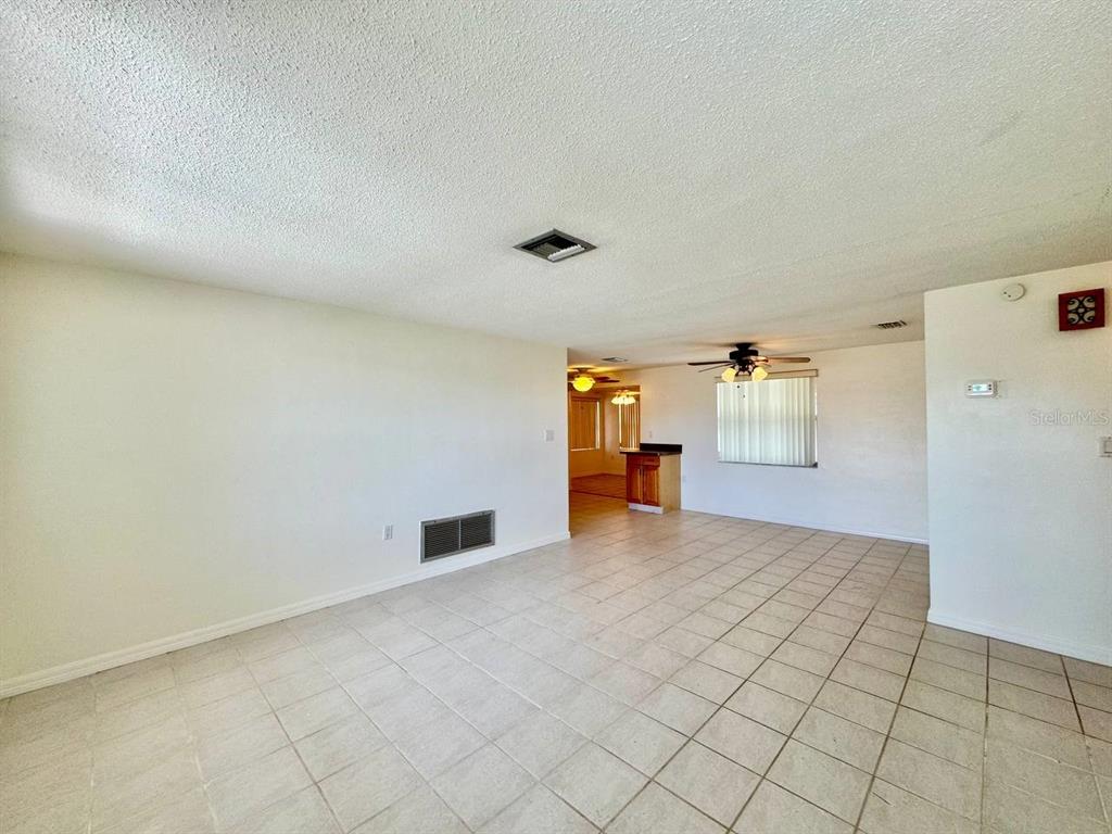 3131 ROXBURY DRIVE, HOLIDAY, FL — photo 4 of 30