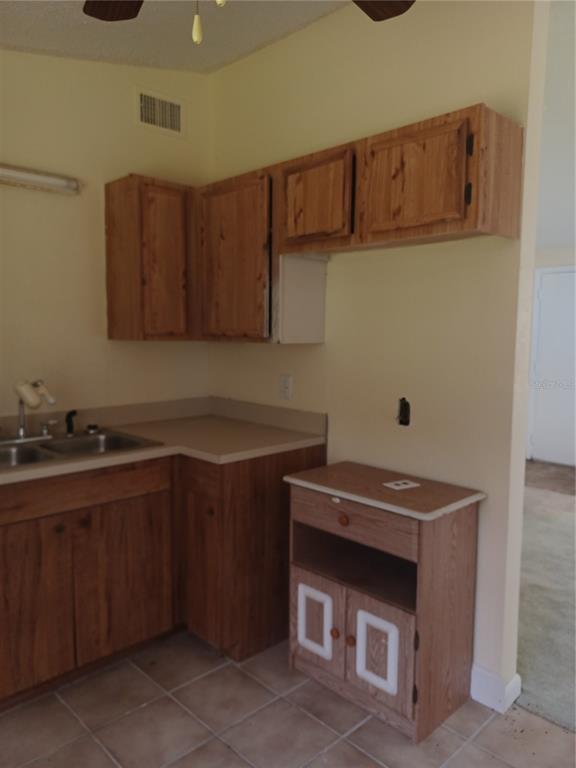 615 NORTH AVENUE, TARPON SPRINGS, FL — photo 2 of 21