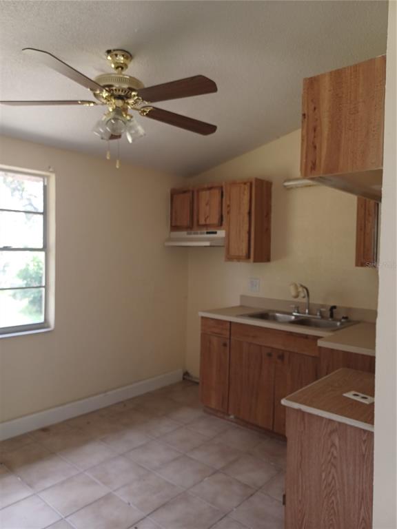 615 NORTH AVENUE, TARPON SPRINGS, FL — photo 3 of 21