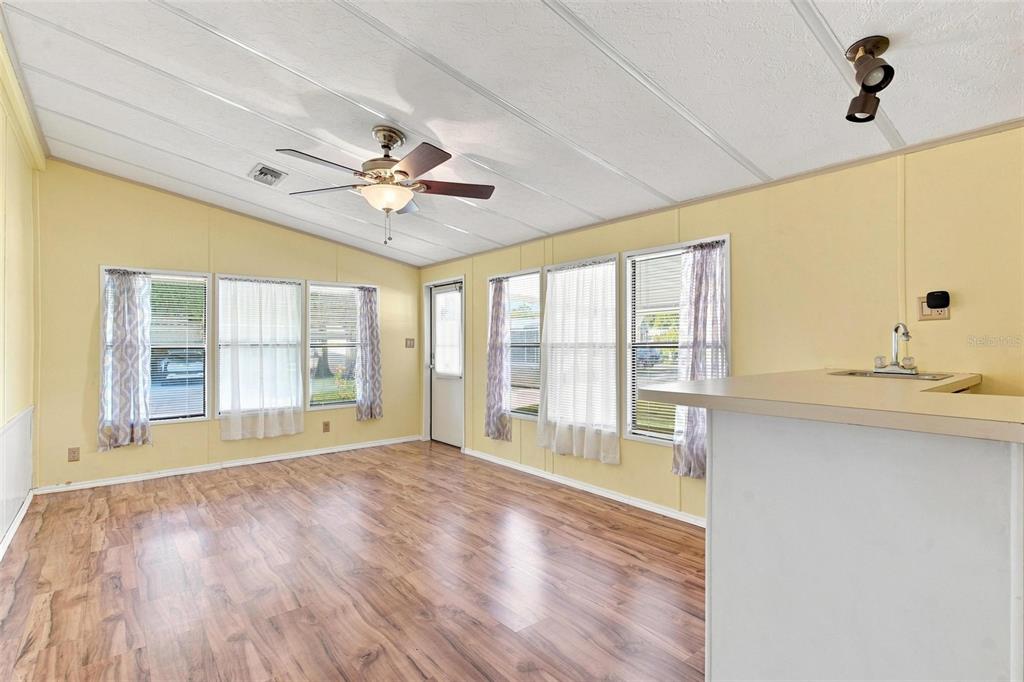 1875 STACEY DRIVE, MOUNT DORA, FL — photo 5 of 30