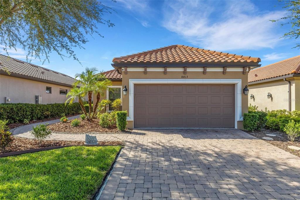 8413 ALBERATA VISTA DRIVE, TAMPA, FL — photo 2 of 30