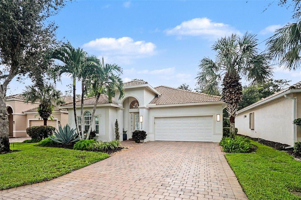 10534 YORKSTONE DRIVE, BONITA SPRINGS, FL — photo 3 of 28