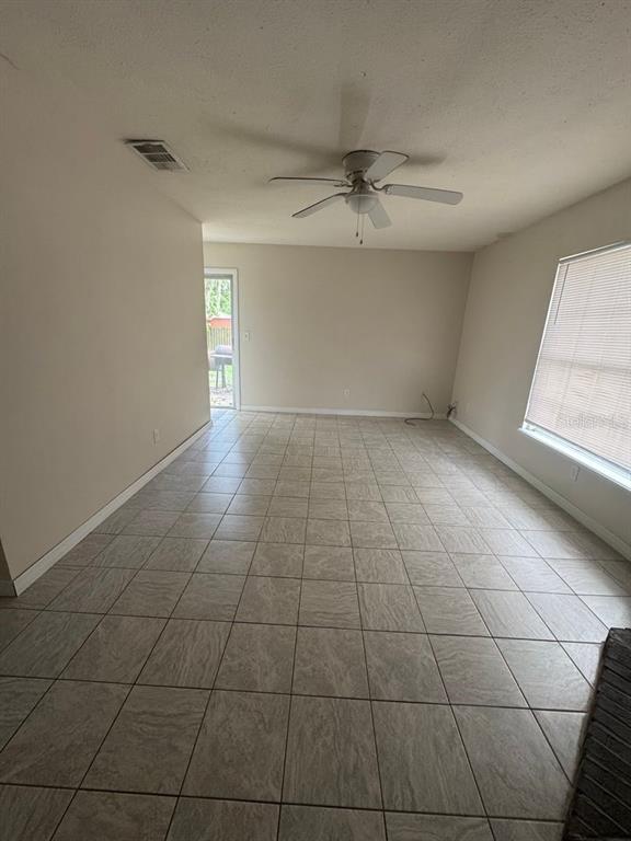 4153 SE 21ST COURT, OCALA, FL — photo 4 of 8