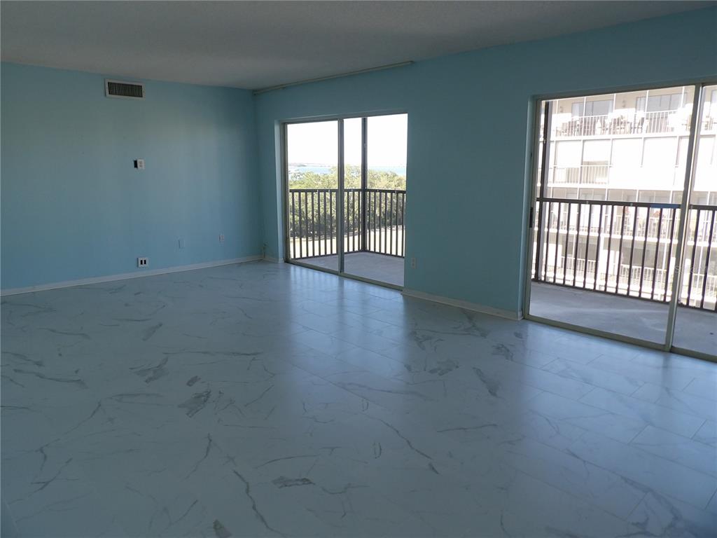 3300 COVE CAY DRIVE UNIT 6G, CLEARWATER, FL — photo 2 of 25