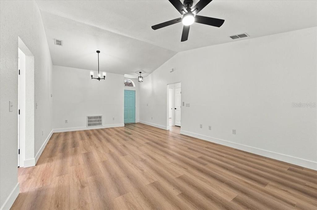352 LAKE DAISY CIRCLE, WINTER HAVEN, FL — photo 3 of 30