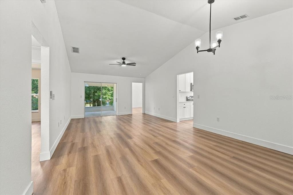 352 LAKE DAISY CIRCLE, WINTER HAVEN, FL — photo 5 of 30