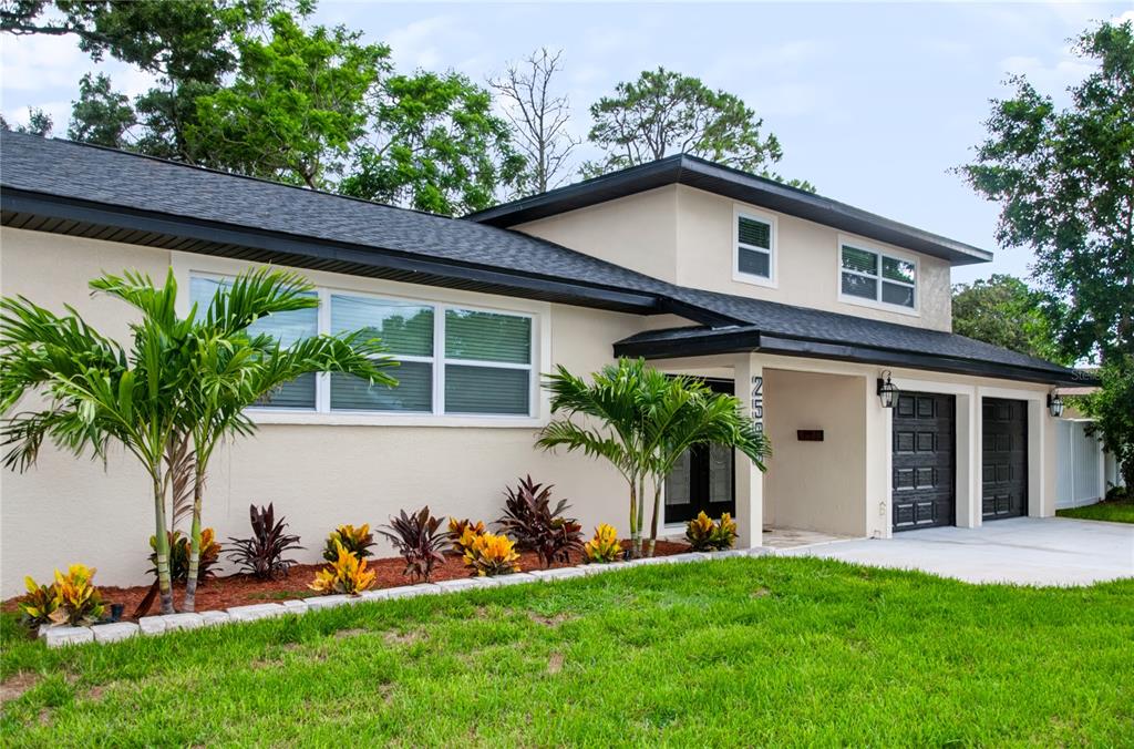 2596 COLUMBUS WAY S, ST PETERSBURG, FL — photo 3 of 30