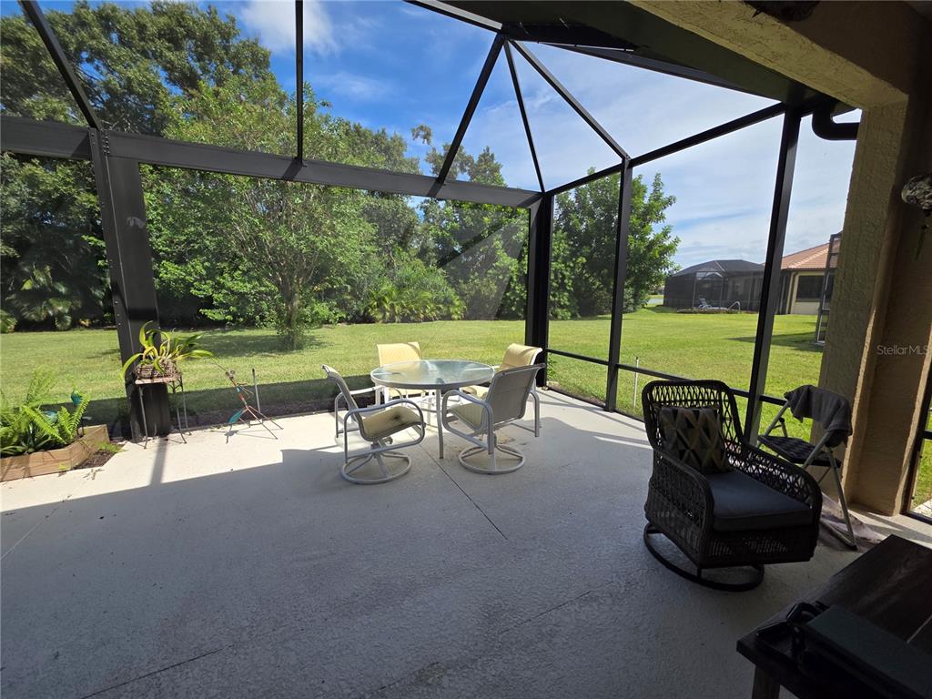 8107 STIRLING FALLS CIRCLE, SARASOTA, FL — photo 3 of 14