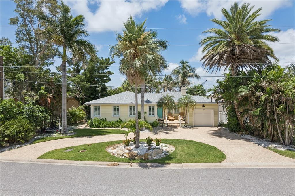 110 DEVON DRIVE, CLEARWATER, FL — photo 3 of 30