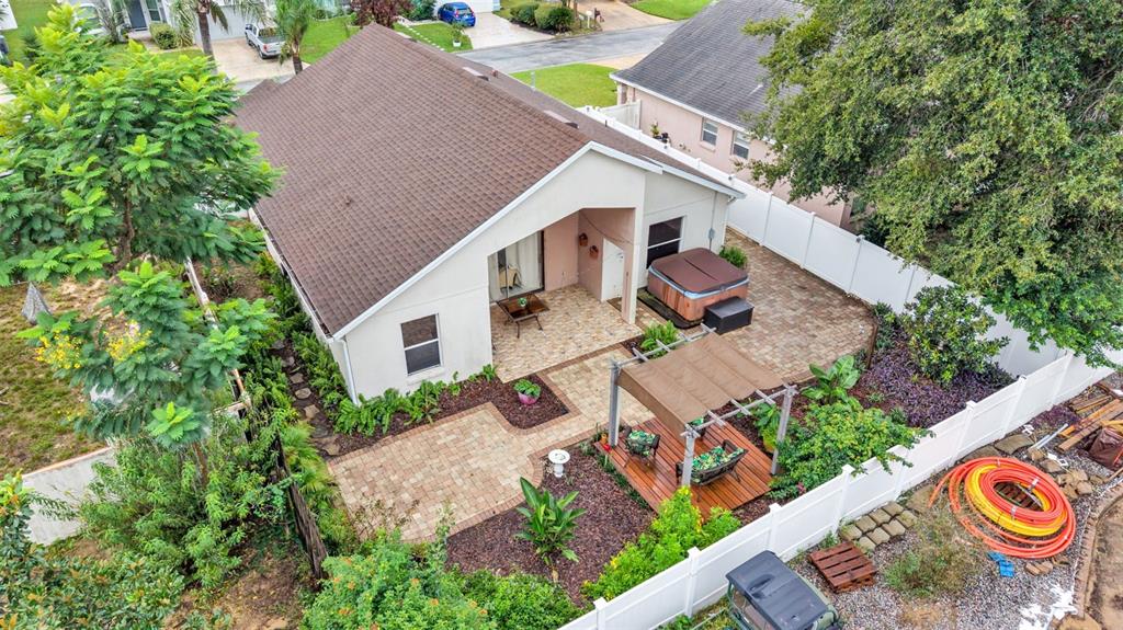 126 KING GEORGE DRIVE, DAVENPORT, FL — photo 4 of 49