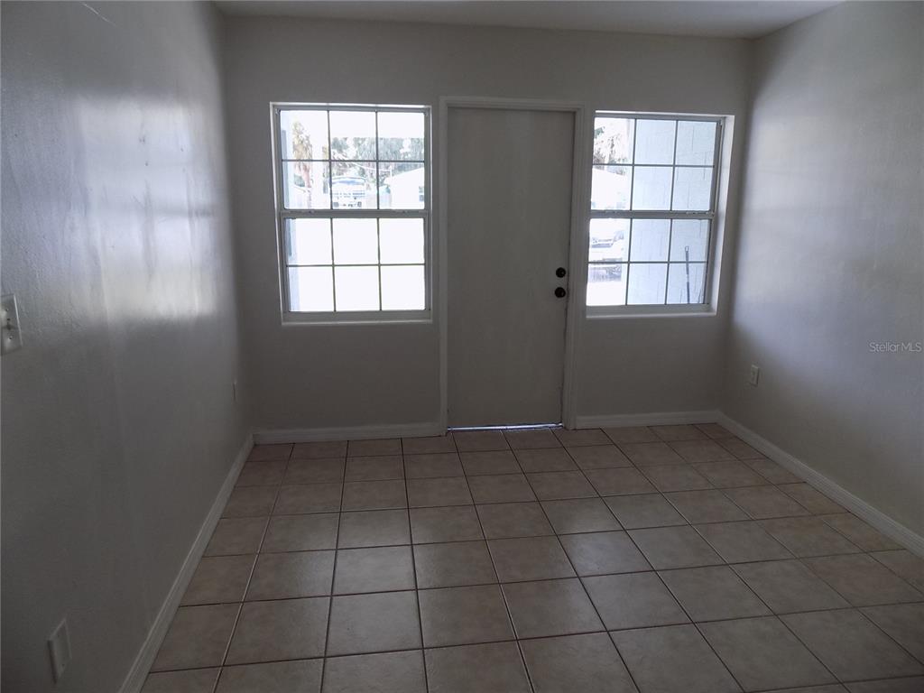 2747 EASTLAND ROAD, MOUNT DORA, FL — photo 3 of 13