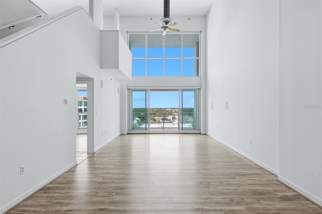 1990 MAIN STREET UNIT 3, SARASOTA, FL — photo 3 of 30