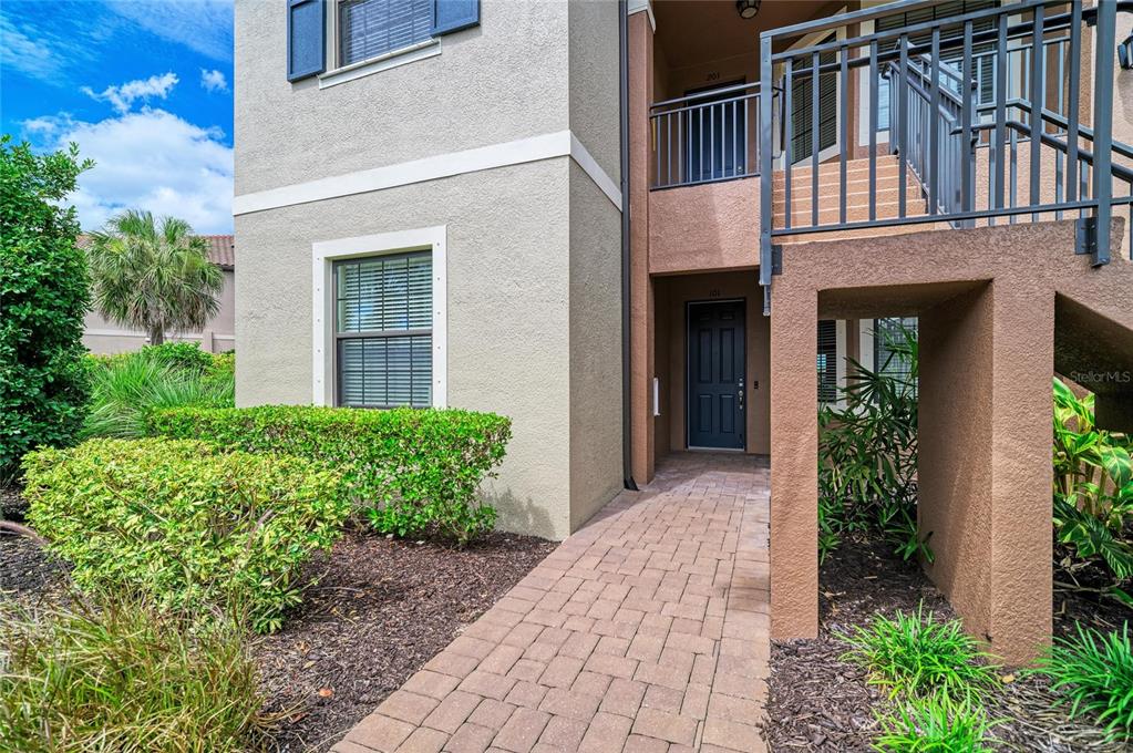 13815 MESSINA LOOP UNIT 101, BRADENTON, FL — photo 2 of 30