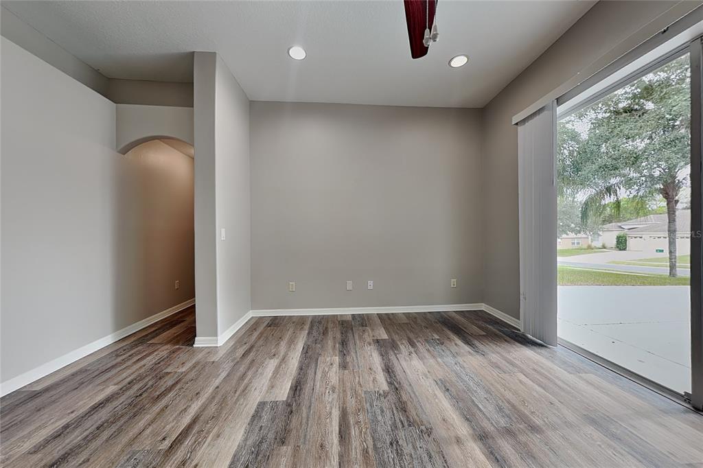 14556 EDGEMERE DRIVE, SPRING HILL, FL — photo 2 of 19