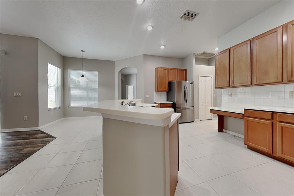 14556 EDGEMERE DRIVE, SPRING HILL, FL — photo 4 of 19
