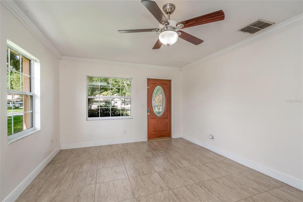 8001 N HUBERT AVENUE, TAMPA, FL — photo 3 of 16