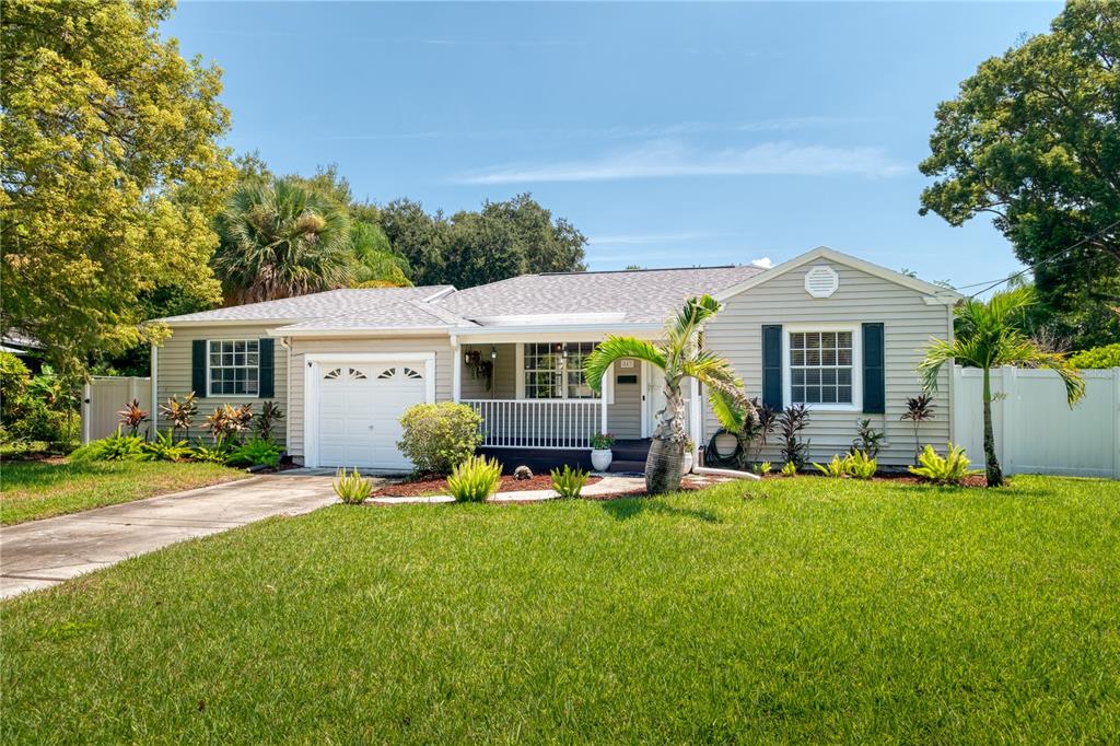 843 PALM DRIVE