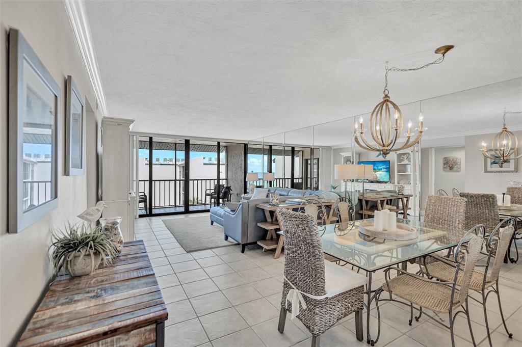 6480 MIDNIGHT PASS ROAD UNIT 612, SARASOTA, FL — photo 5 of 30